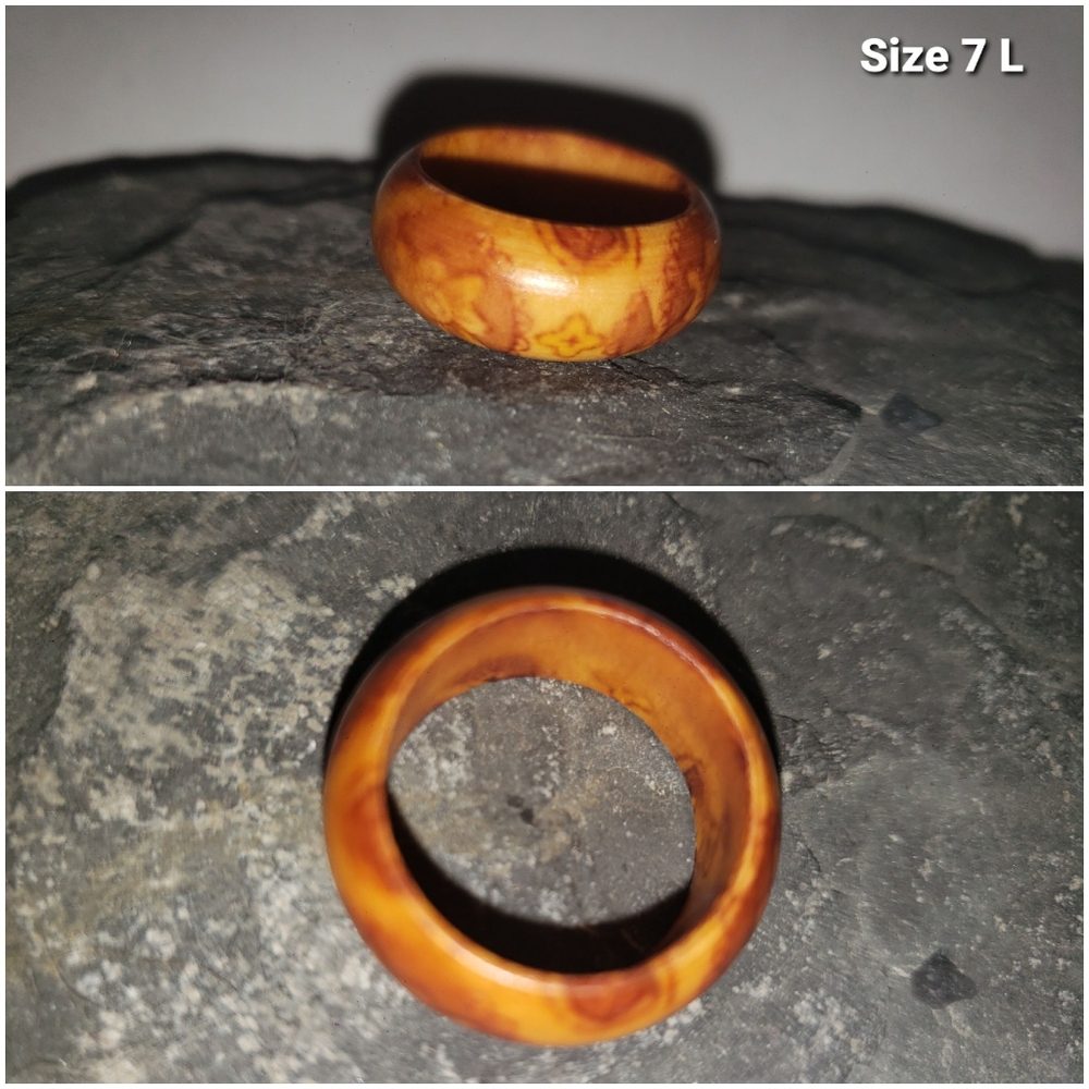 Beautiful Wooden Ring Size 7